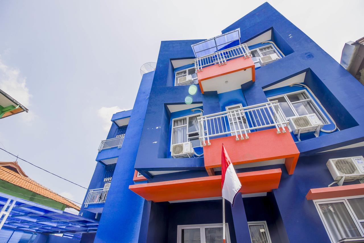 Reddoorz Syariah Near Metropolitan Mall בקאסי מראה חיצוני תמונה