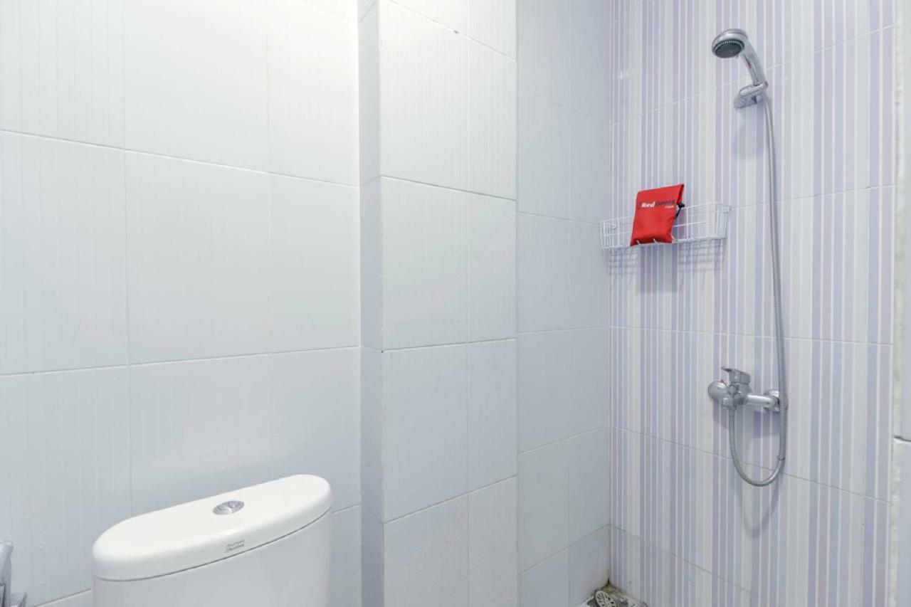 Reddoorz Syariah Near Metropolitan Mall בקאסי מראה חיצוני תמונה